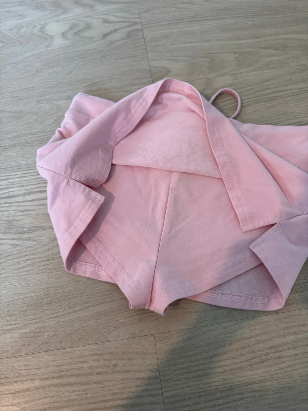 Edikted Bayside Slitted Pink Micro Skort